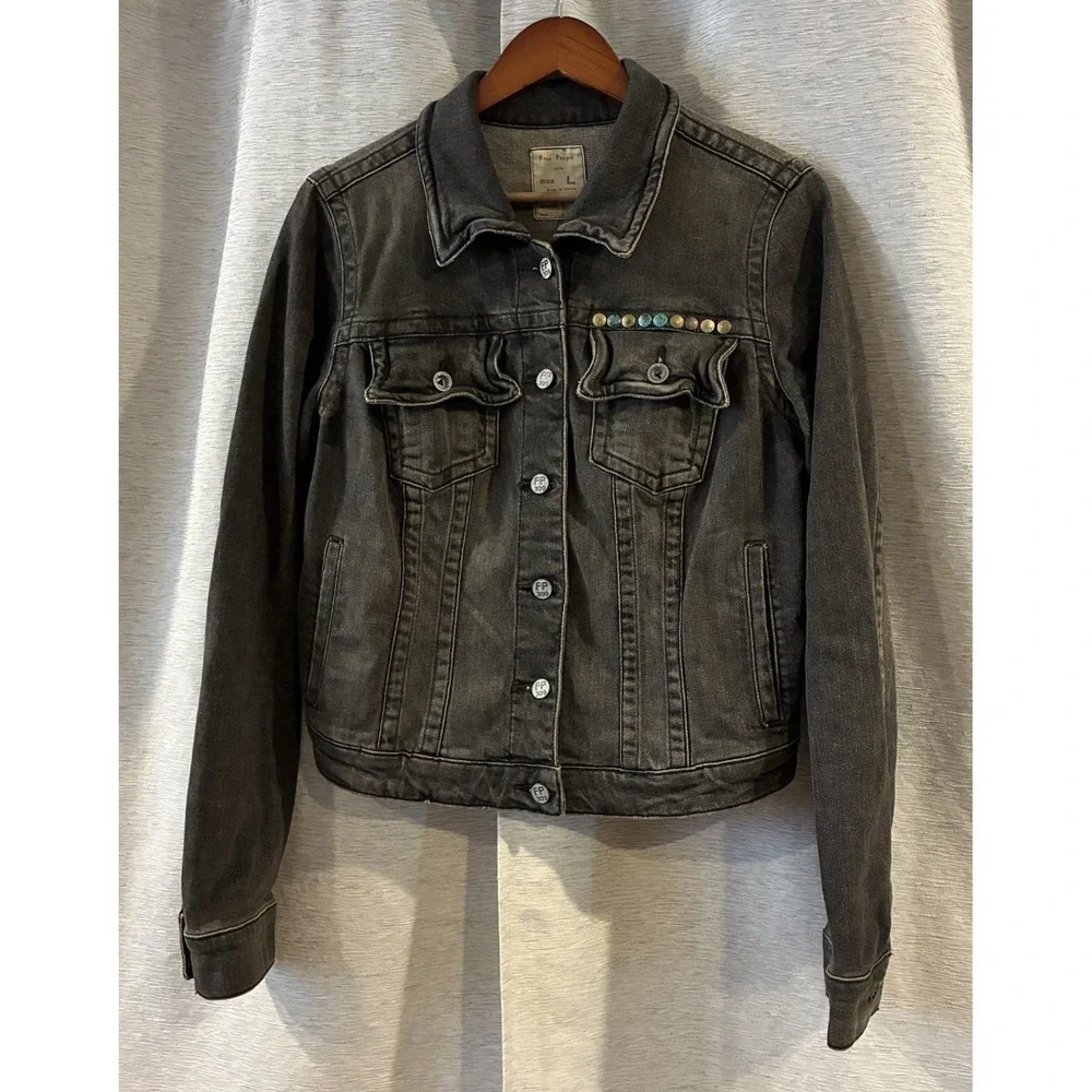 Free People Heart Studded Washed Blue Denim Crop Jacket Size Large - Picture 2 of 6